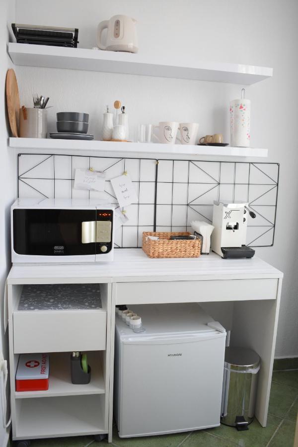 Feels Like Home Studio Apartments - Flh Albania Tiranë Ngoại thất bức ảnh
